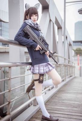 艹美女视频_BD在线手机播放