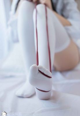 亚洲中文字幕校外美女aaa_4K免费全集观看