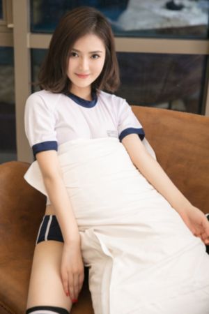那一夜我解开了老师的裙子_DVD完整在线观看