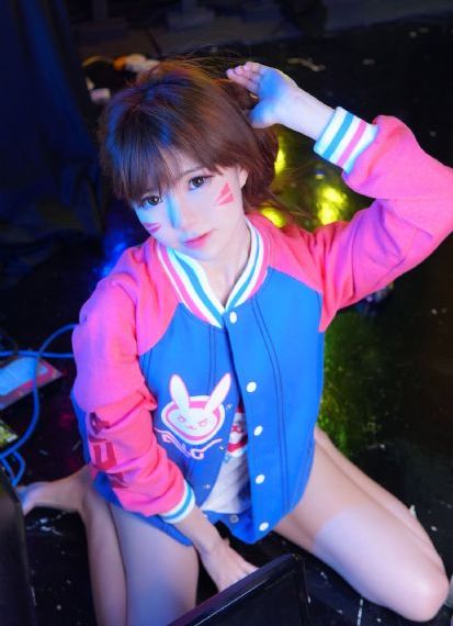 别揉我胸啊嗯上课h渺渺软件_免费观看高清版