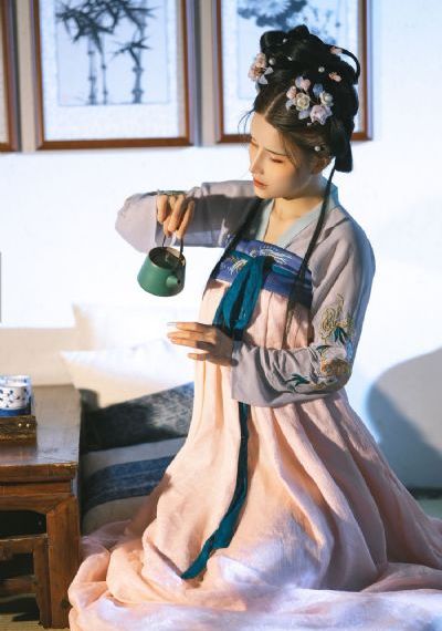 日本a∨精品中文字幕在线_BD国语在线观看高清