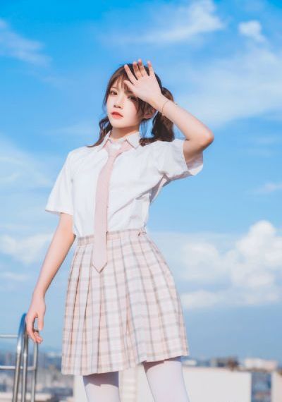 亚洲妓女巨胸吃奶_视频全集