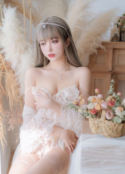 日韩成人小视频_BD英语在线观看电视