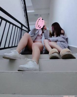在线看片免费不卡人成视频手机版_蓝光高清免费观看