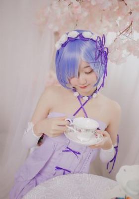 超碰se教练无套强上游泳女学员_BD国语天堂在线