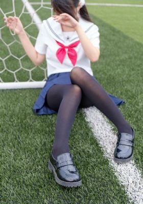 手伸进内衣疯狂揉搓奶头黄文_蓝光电影完整版在线观看