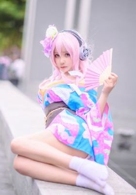 美女又粗又長免費視頻_BD英语电视剧在线观看