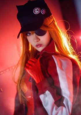 中心行的少妇们高黄版_HD免费播放